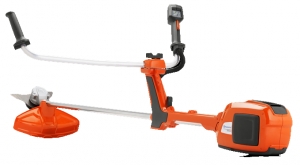 520iRX, utan batteri och laddare, inkl. sele, T25B och gräskniv Multi 255-3(1') i gruppen Husqvarna / Trimmer hos Mera Maskin Göteborg Aktiebolag (967 91 62-02)